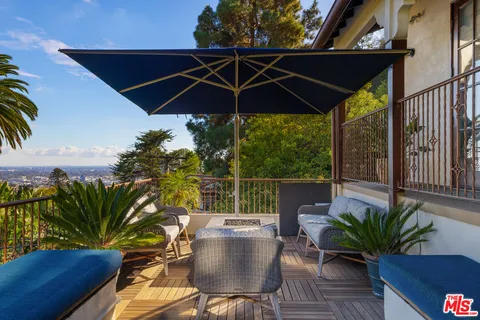 $2,295,000 | 1925 Curson Place, Los Angeles, CA 90046