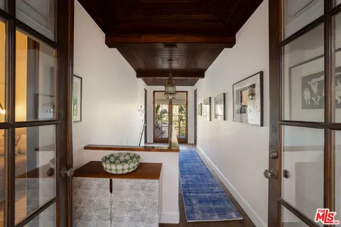 $2,295,000 | 1925 Curson Place, Los Angeles, CA 90046