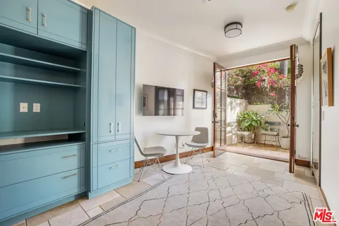 $2,295,000 | 1925 Curson Place, Los Angeles, CA 90046