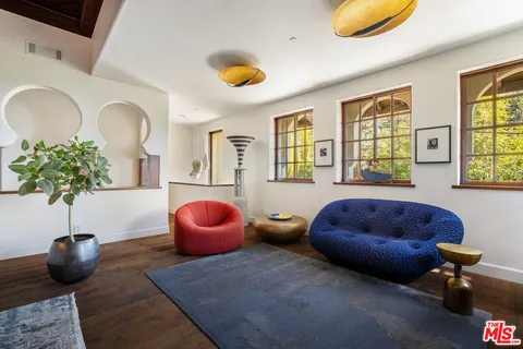 $2,295,000 | 1925 Curson Place, Los Angeles, CA 90046