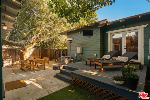$1,299,000 | 2337 West 29th Place, Los Angeles, CA 90018