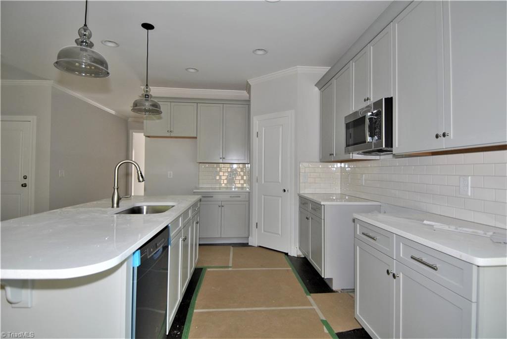 2029 Welden Ridge Road Kernersville, NC 27284 - Photo 11 of 30 Gallery Image 11