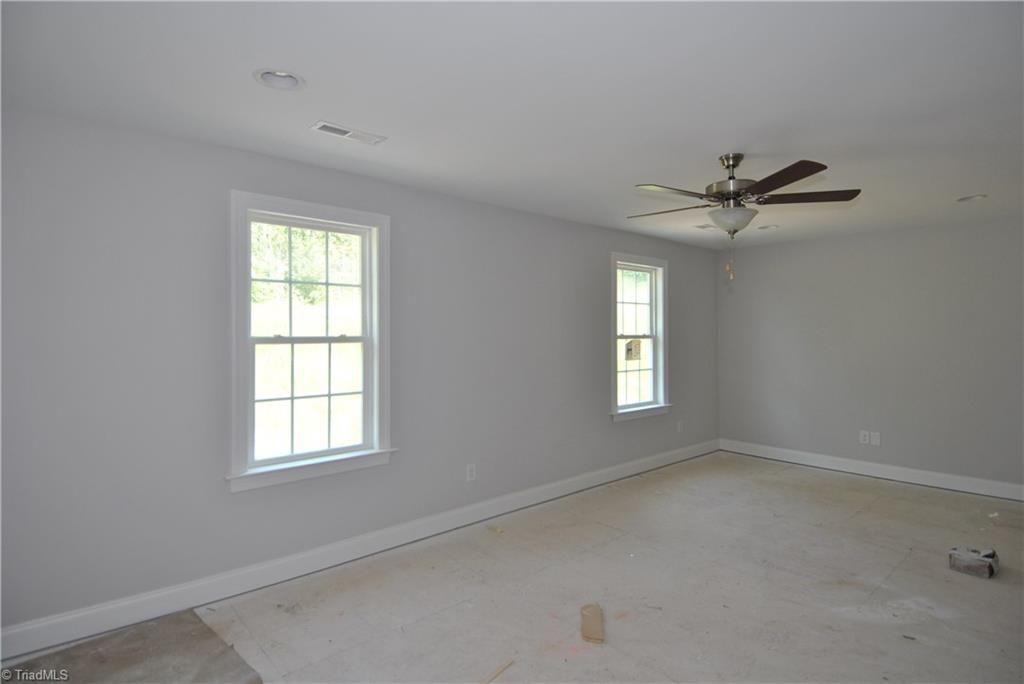 2029 Welden Ridge Road Kernersville, NC 27284 - Photo 20 of 30 Gallery Image 20