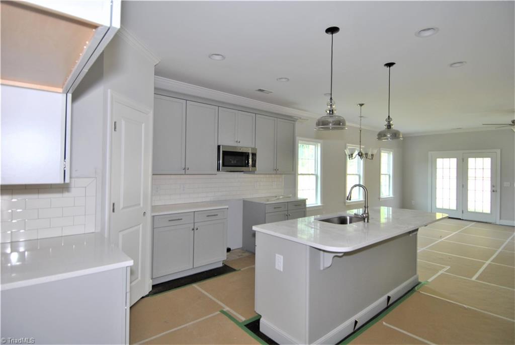 2029 Welden Ridge Road Kernersville, NC 27284 - Photo 5 of 30 Gallery Image 5