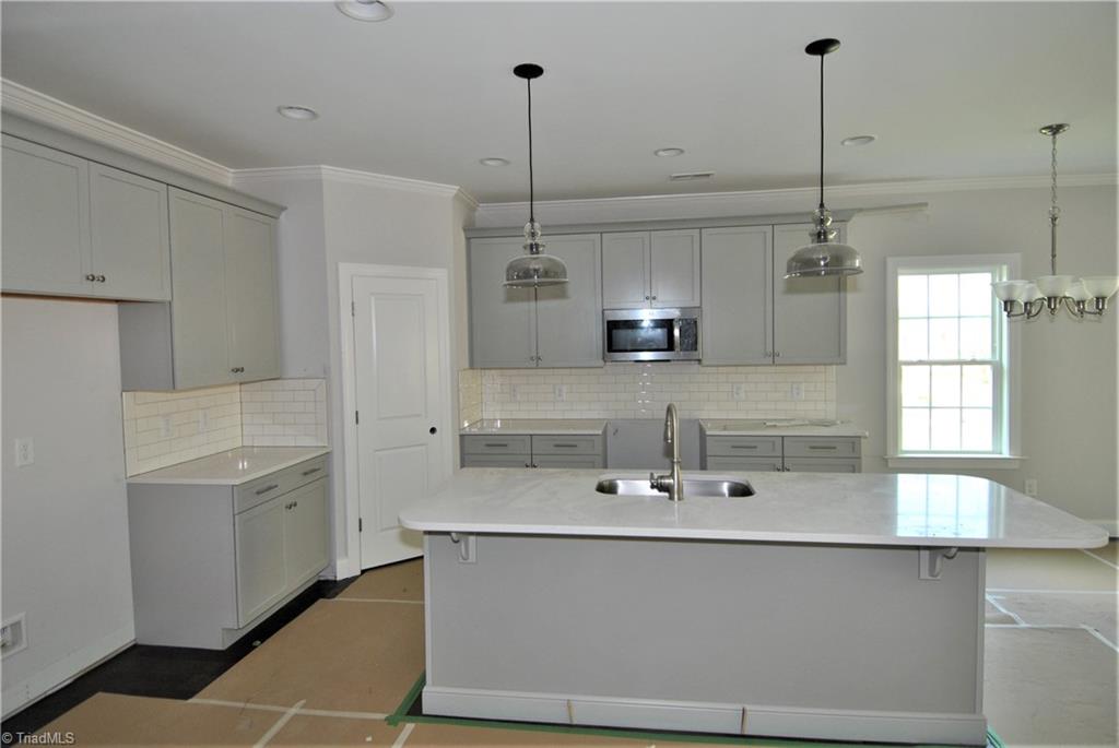 2029 Welden Ridge Road Kernersville, NC 27284 - Photo 7 of 30 Gallery Image 7