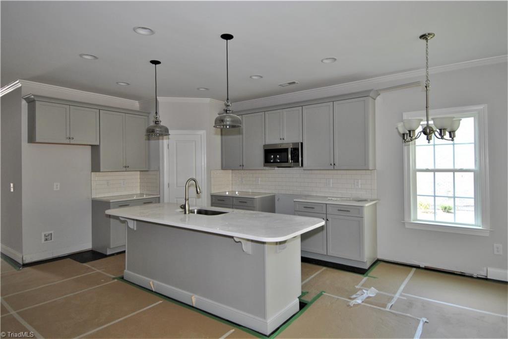2029 Welden Ridge Road Kernersville, NC 27284 - Photo 9 of 30 Gallery Image 9