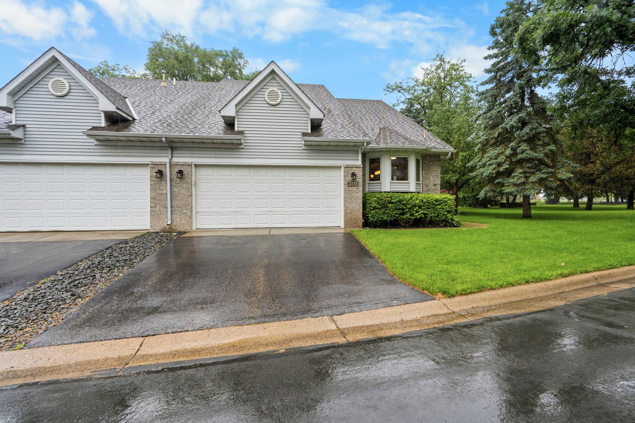 2751 Rivers Bluff Lane Anoka, MN 55303 - Photo 2 of 36
