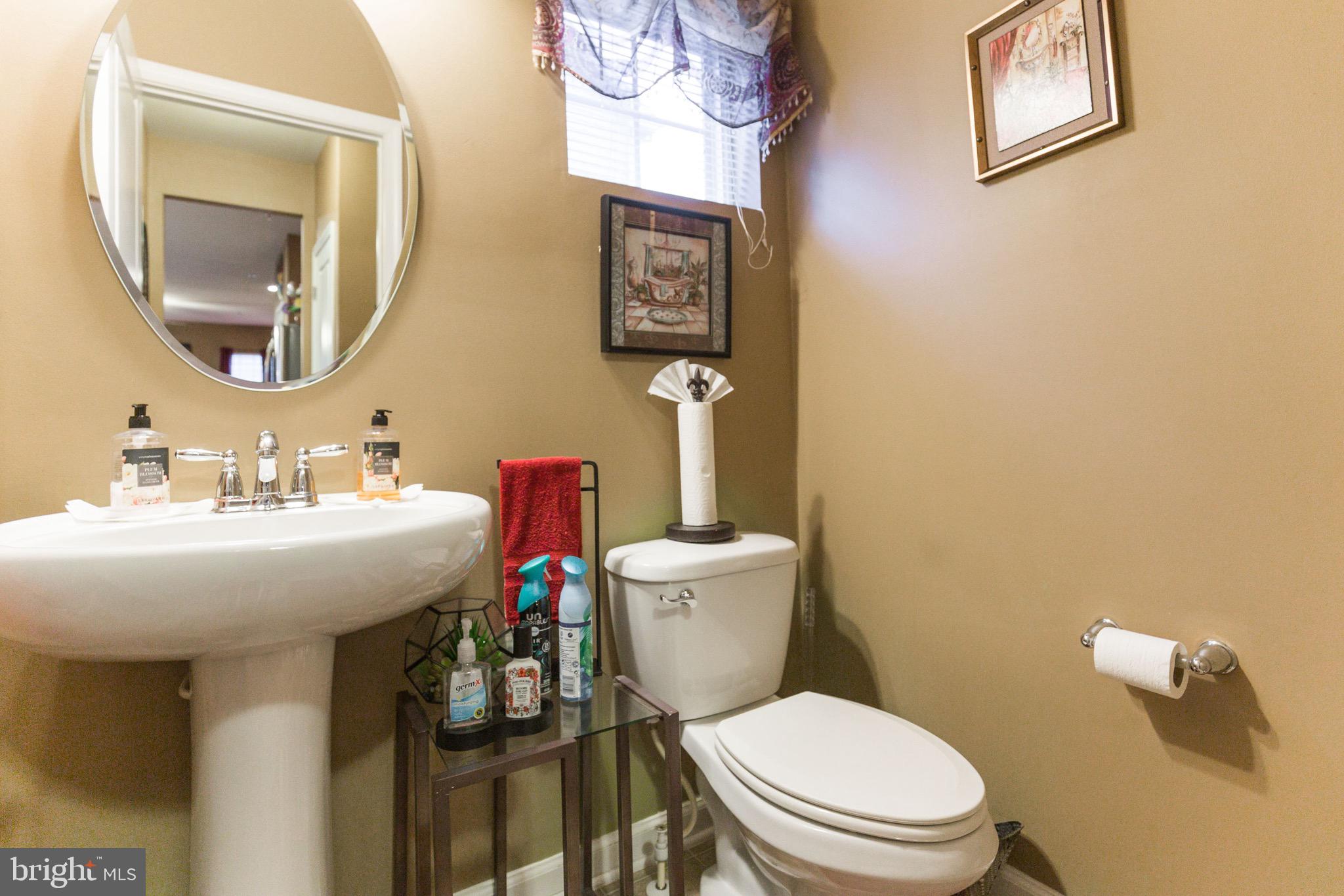 14305 Lusby Ridge Road Accokeek, MD 20607 - Photo 21 of 57 Powder Room Main Level