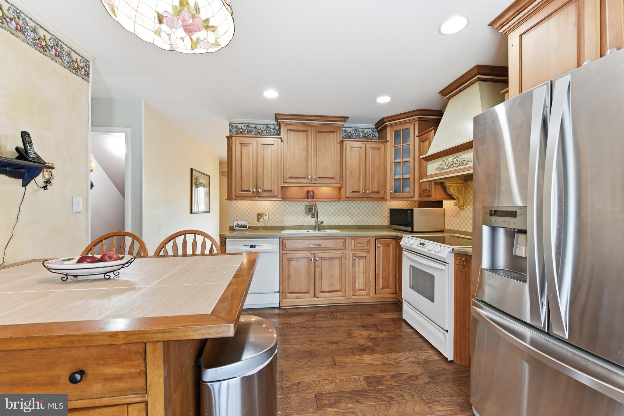 36 Par Drive Reading, PA 19607 - Photo 11 of 41 Kitchen