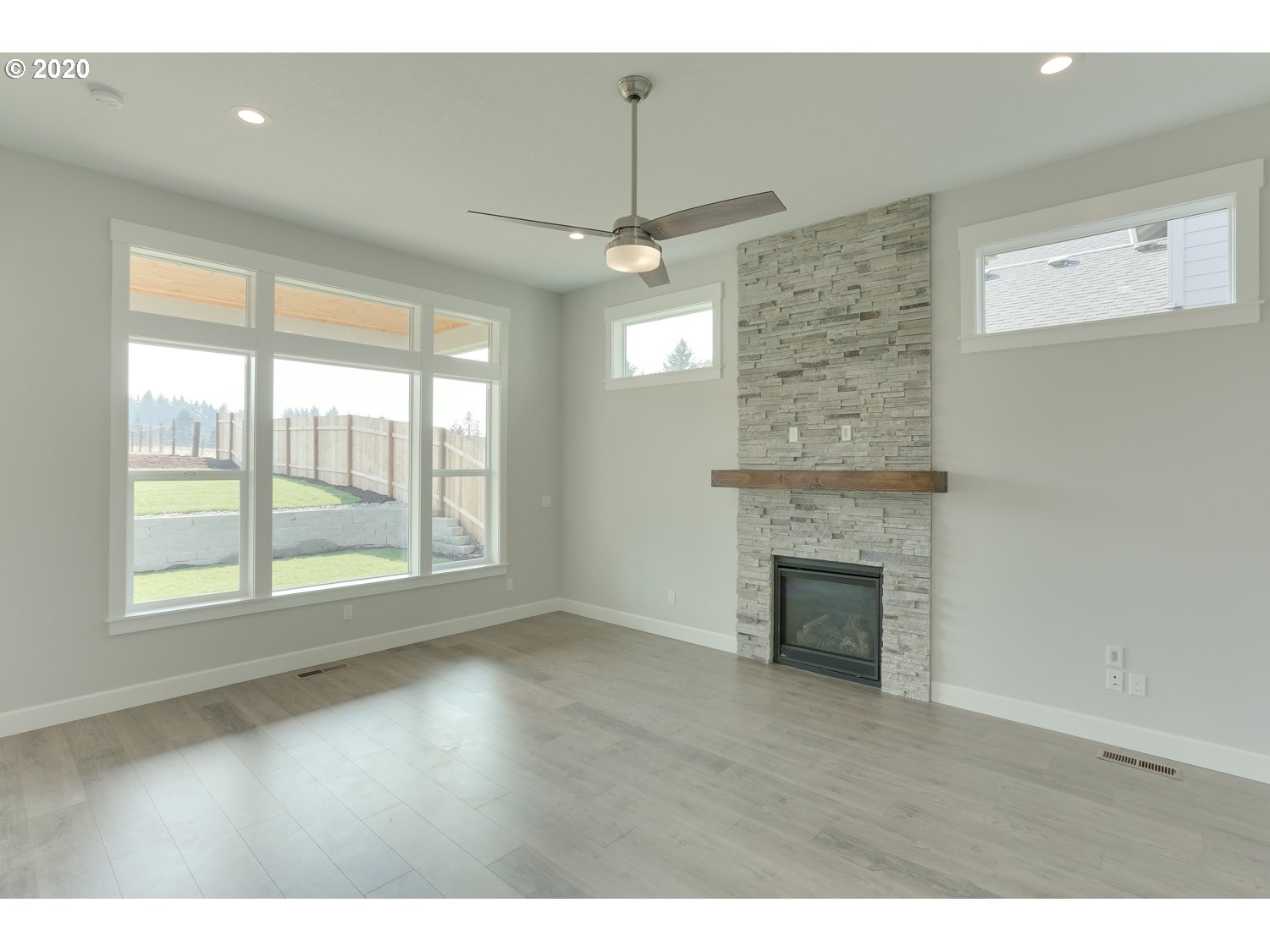 38488 Maple Street Sandy, OR 97055 - Photo 13 of 32