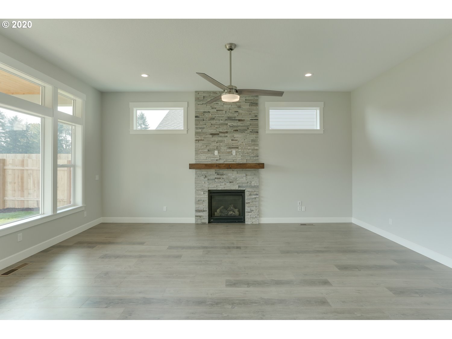 38488 Maple Street Sandy, OR 97055 - Photo 15 of 32