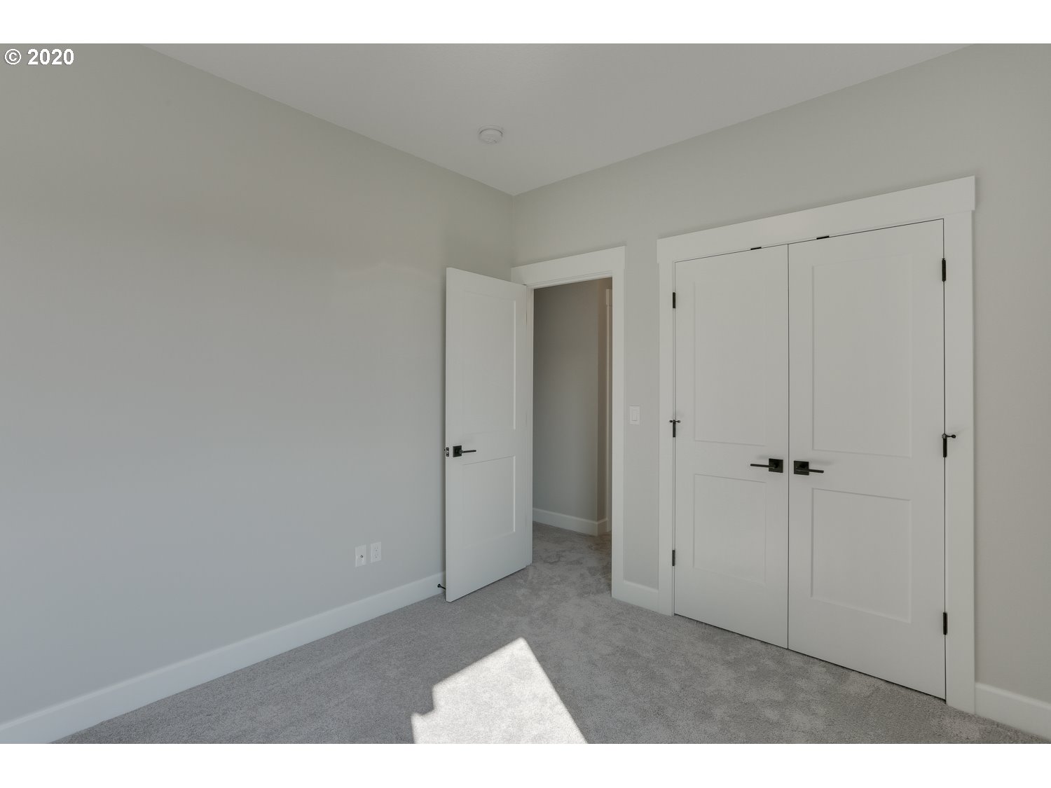 38488 Maple Street Sandy, OR 97055 - Photo 24 of 32