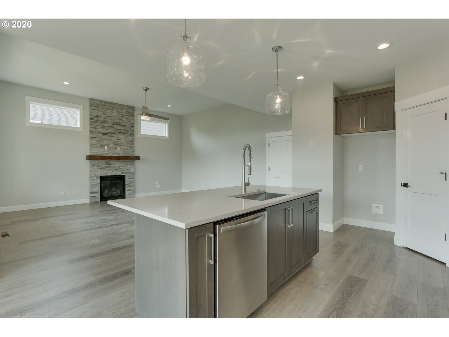 38488 Maple Street Sandy, OR 97055 - Photo 5 of 32
