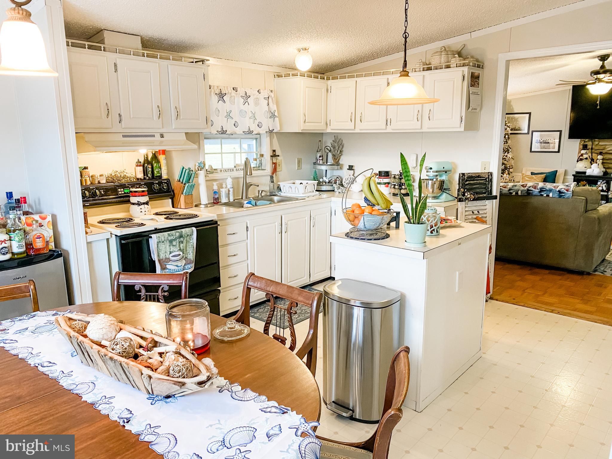 241 South Middle Road Newville, PA 17241 - Photo 7 of 13 Gallery Image 7
