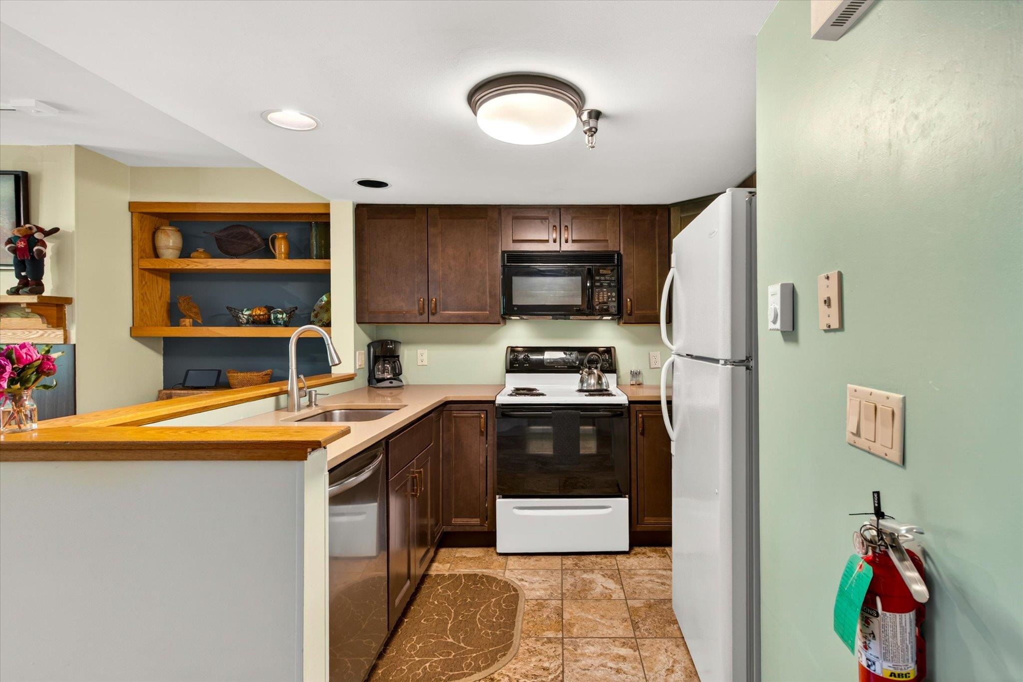 19 High Ridge Road, Unit A9 Killington, VT 05751 - Photo 10 of 44