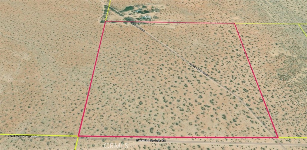 46750 Paradise Springs Road Barstow, CA 92311 - Photo 4 of 6 a picture of a bathroom with a shower curtain