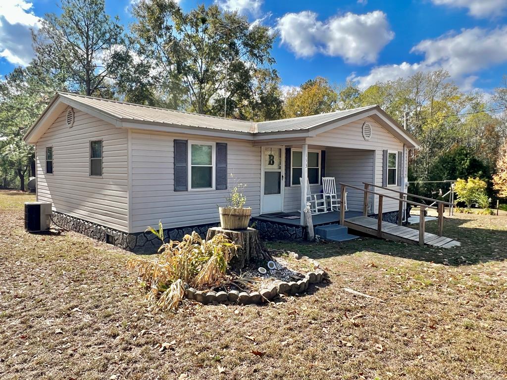 1531 Hornsby Road Samson, AL 36477 - Photo 1 of 41 Main View