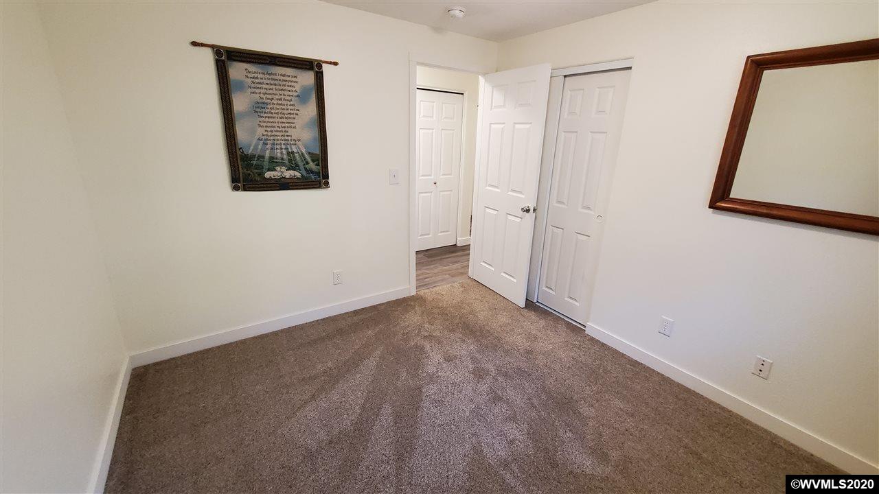 5358 Holly Loop Southeast Turner, OR 97392 - Photo 21 of 42
