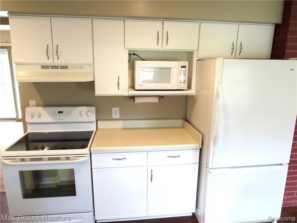 3625 Hazelton Avenue Rochester, MI 48307 - Photo 19 of 35