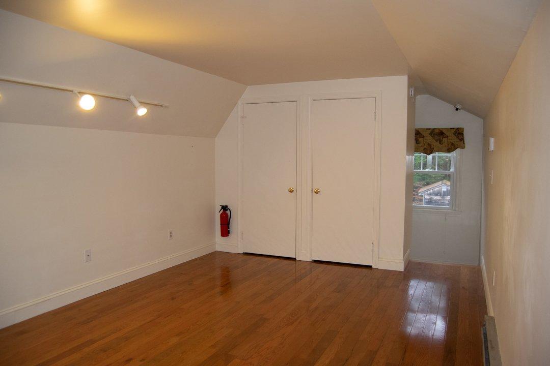 220 Bruce Hill Road Cumberland, ME 04021 - Photo 29 of 31 1x1 UU-81