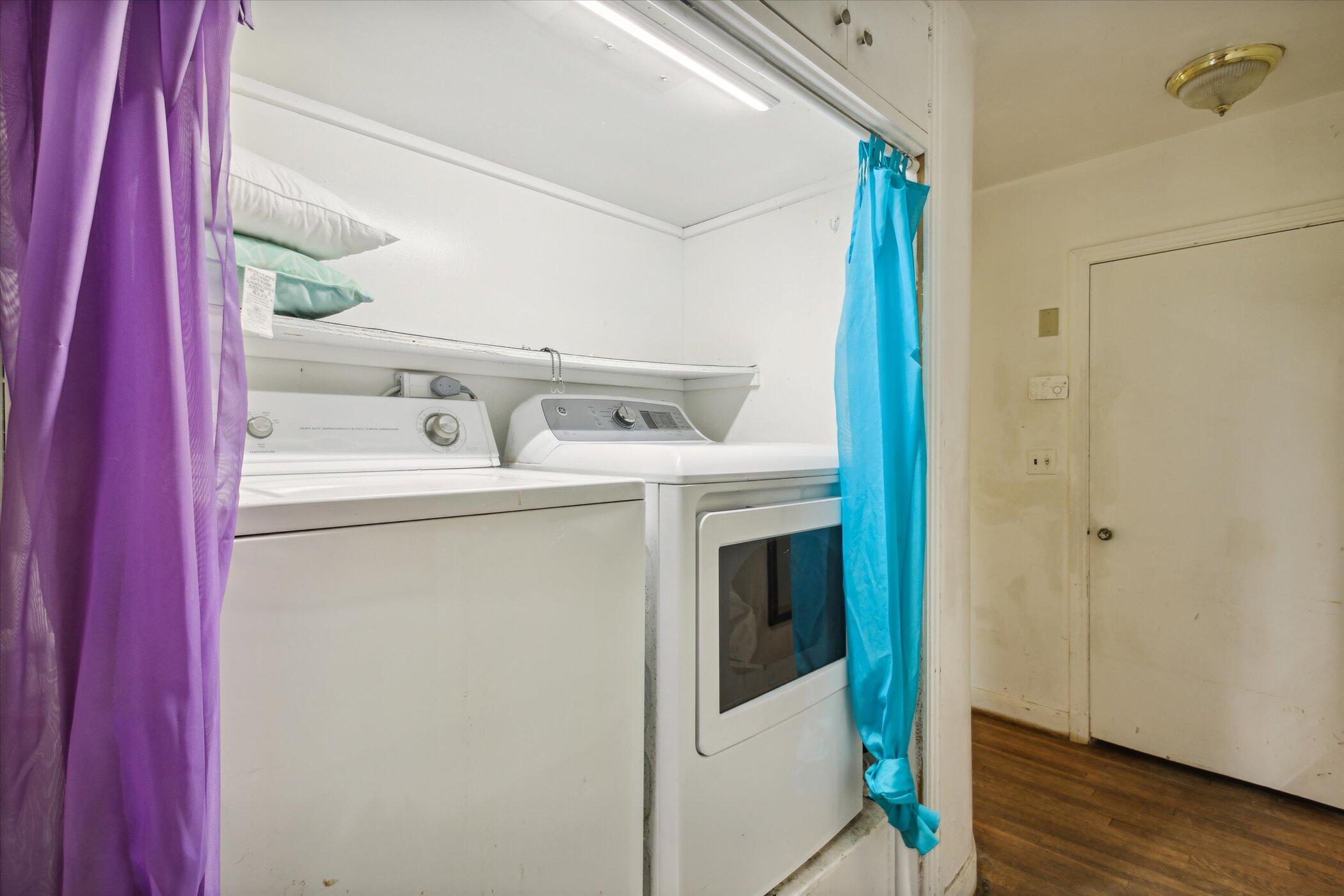 240 Windsor Road Benton Harbor, MI 49022 - Photo 17 of 55 Laundry in Kitchen Hall