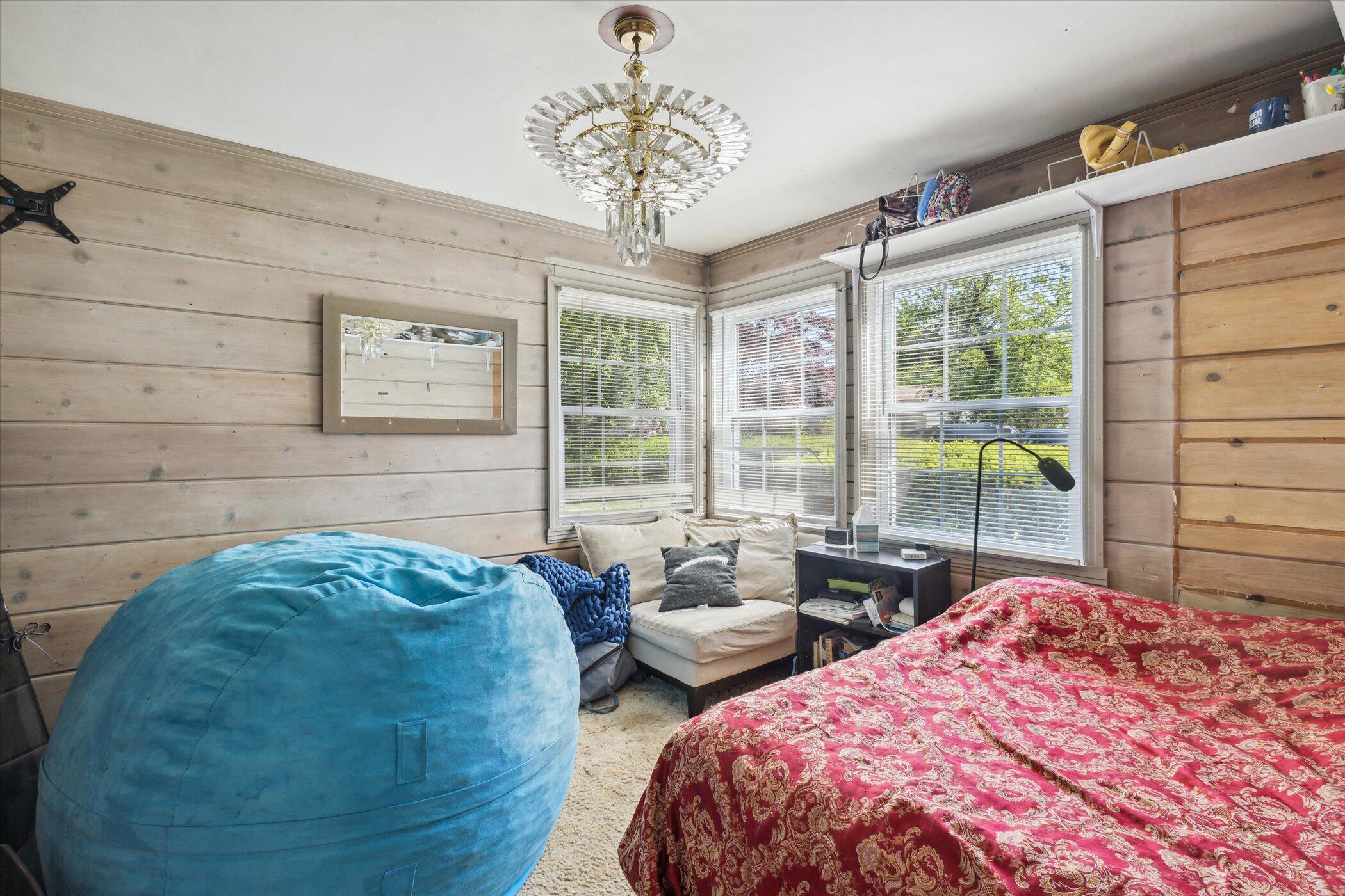 240 Windsor Road Benton Harbor, MI 49022 - Photo 19 of 55 Main Floor Bedroom 12x12