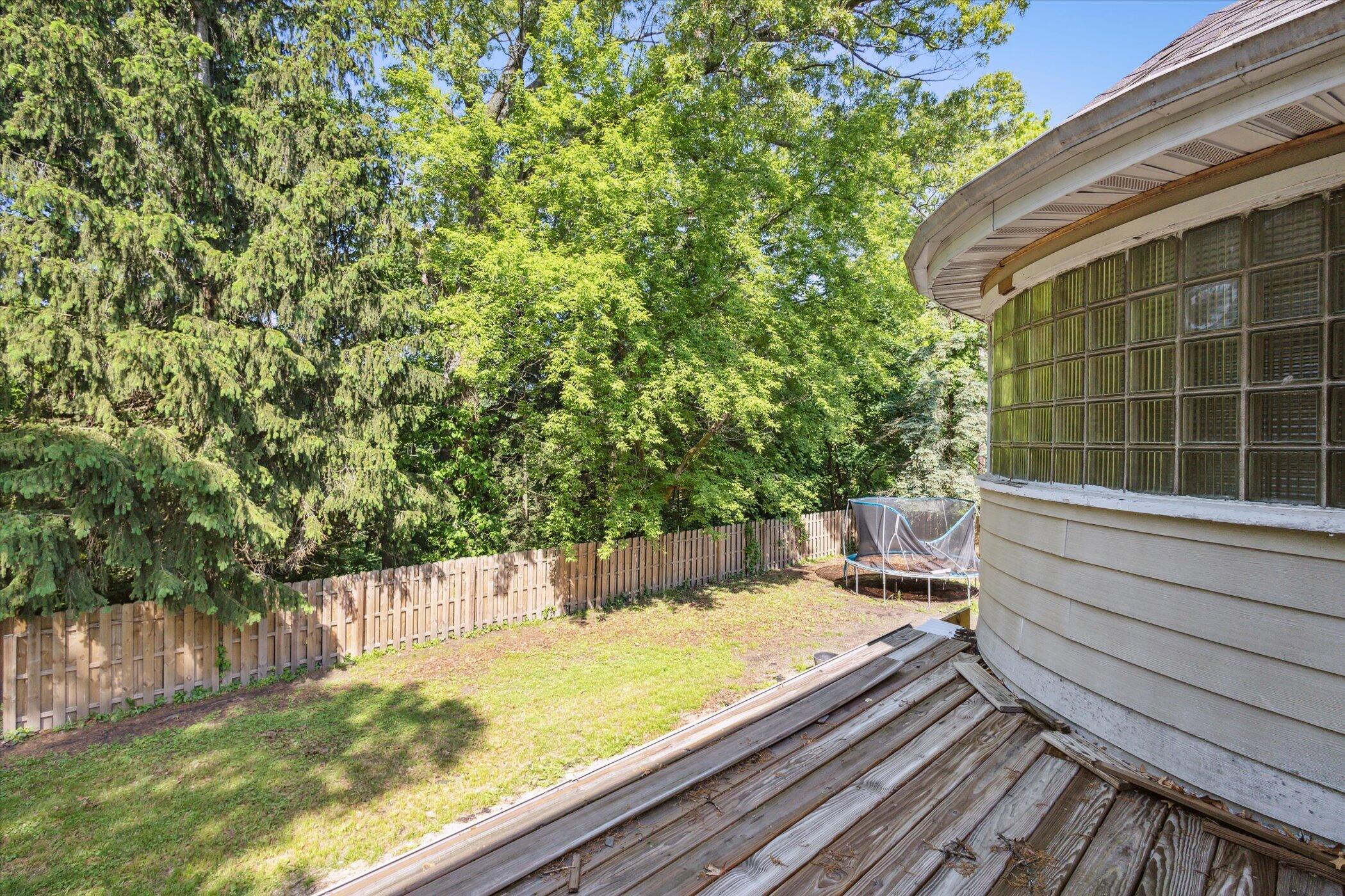 240 Windsor Road Benton Harbor, MI 49022 - Photo 33 of 55 Exterior Deck off Bedroom 4