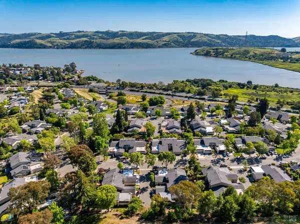 $599,000 | 1586 London Circle, Benicia, CA 94510
