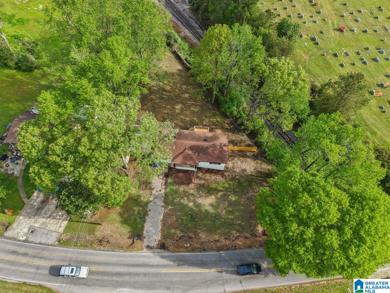 4000 Hazelwood Road Adamsville, AL 35005 - Photo 4 of 23