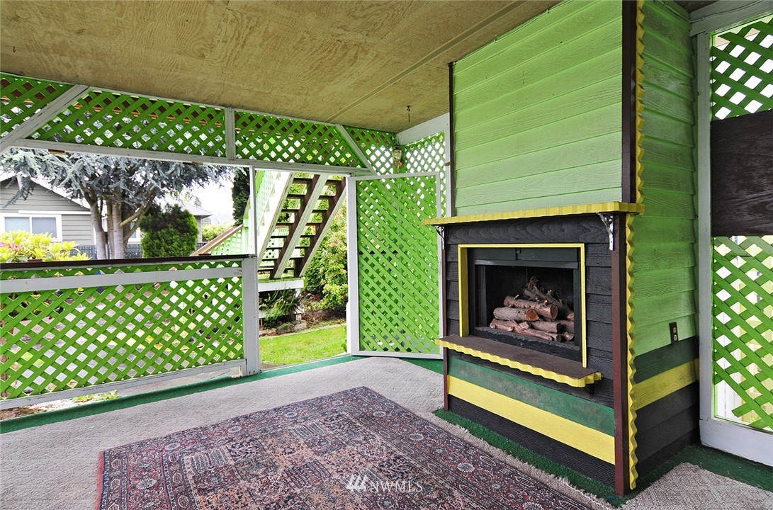 428 Burnett Avenue North Renton, WA 98057 - Photo 14 of 23 Gallery Image 14