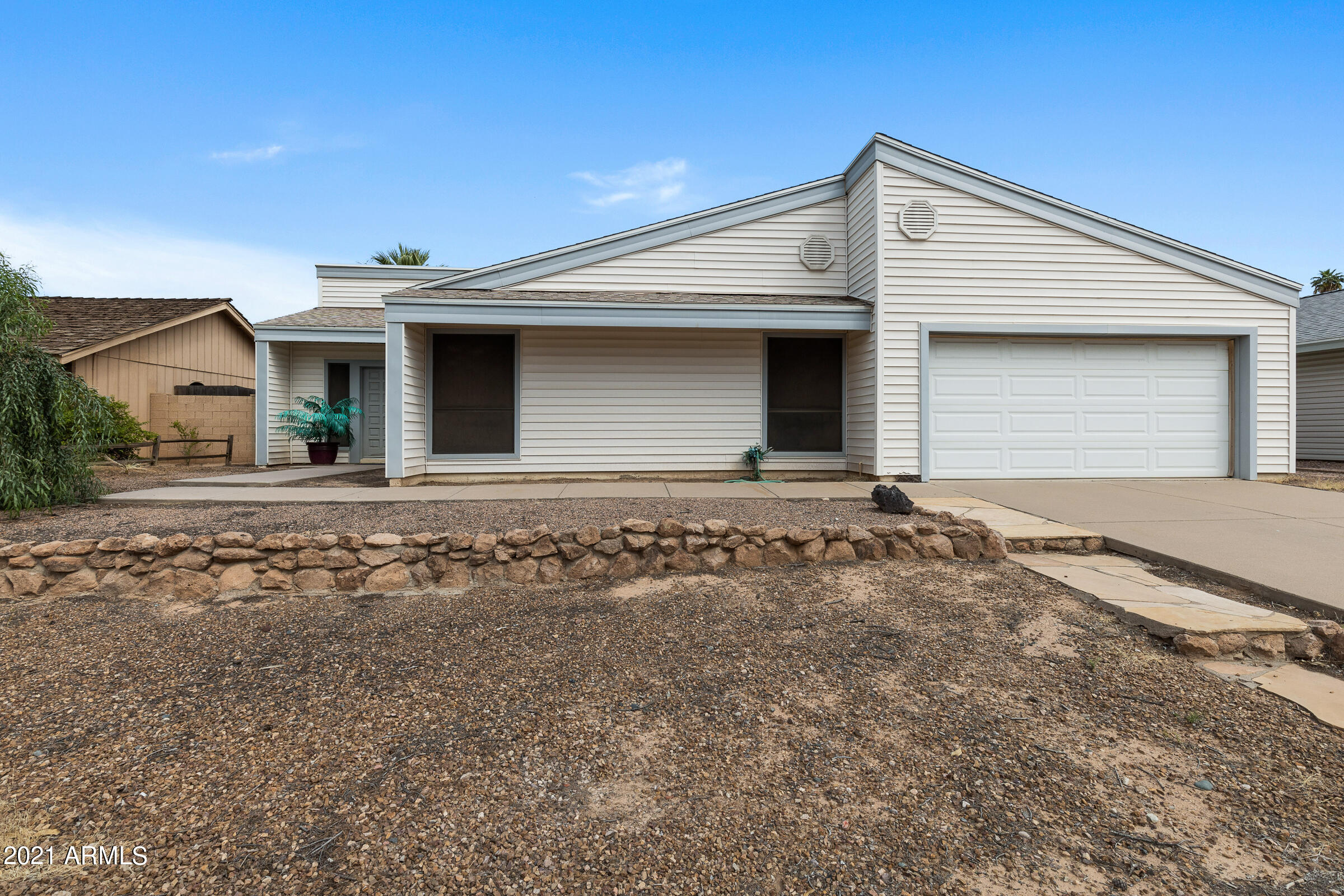 1716 E Redfield Rd-1