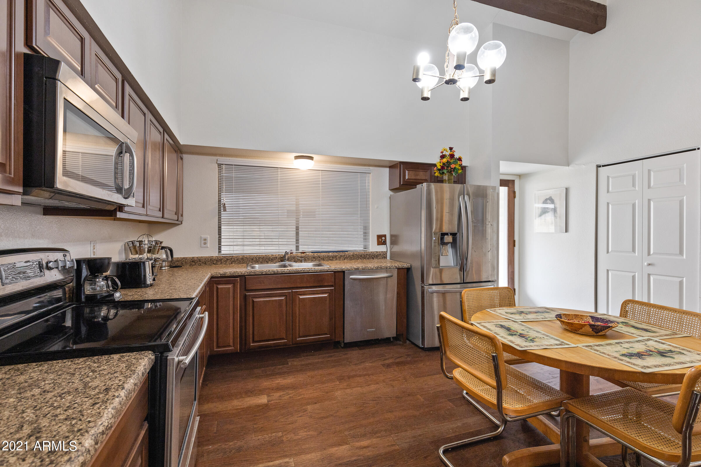 1716 East Redfield Road Tempe, AZ 85283 - Photo 13 of 42 1716 E Redfield Rd-13