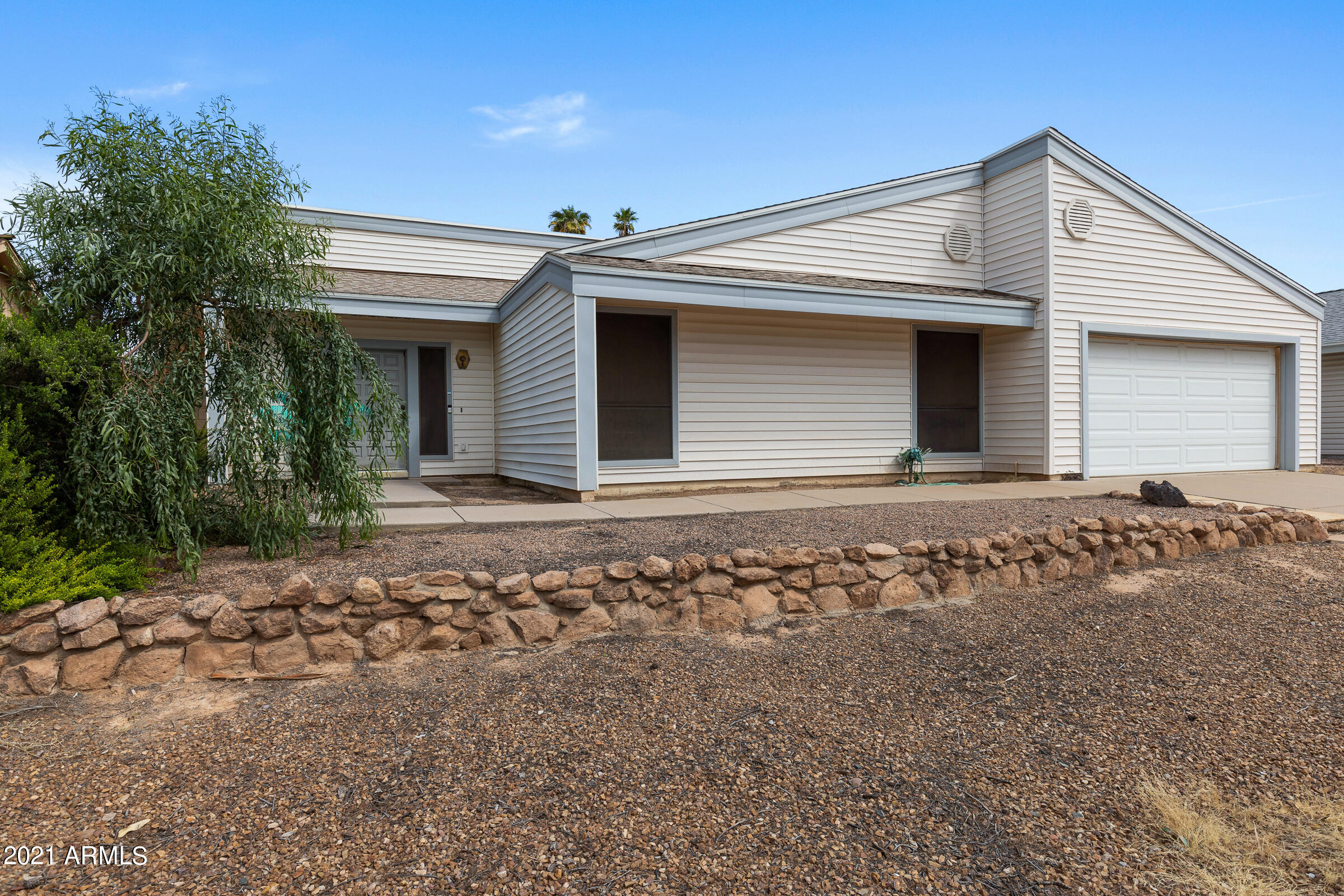 1716 E Redfield Rd-3