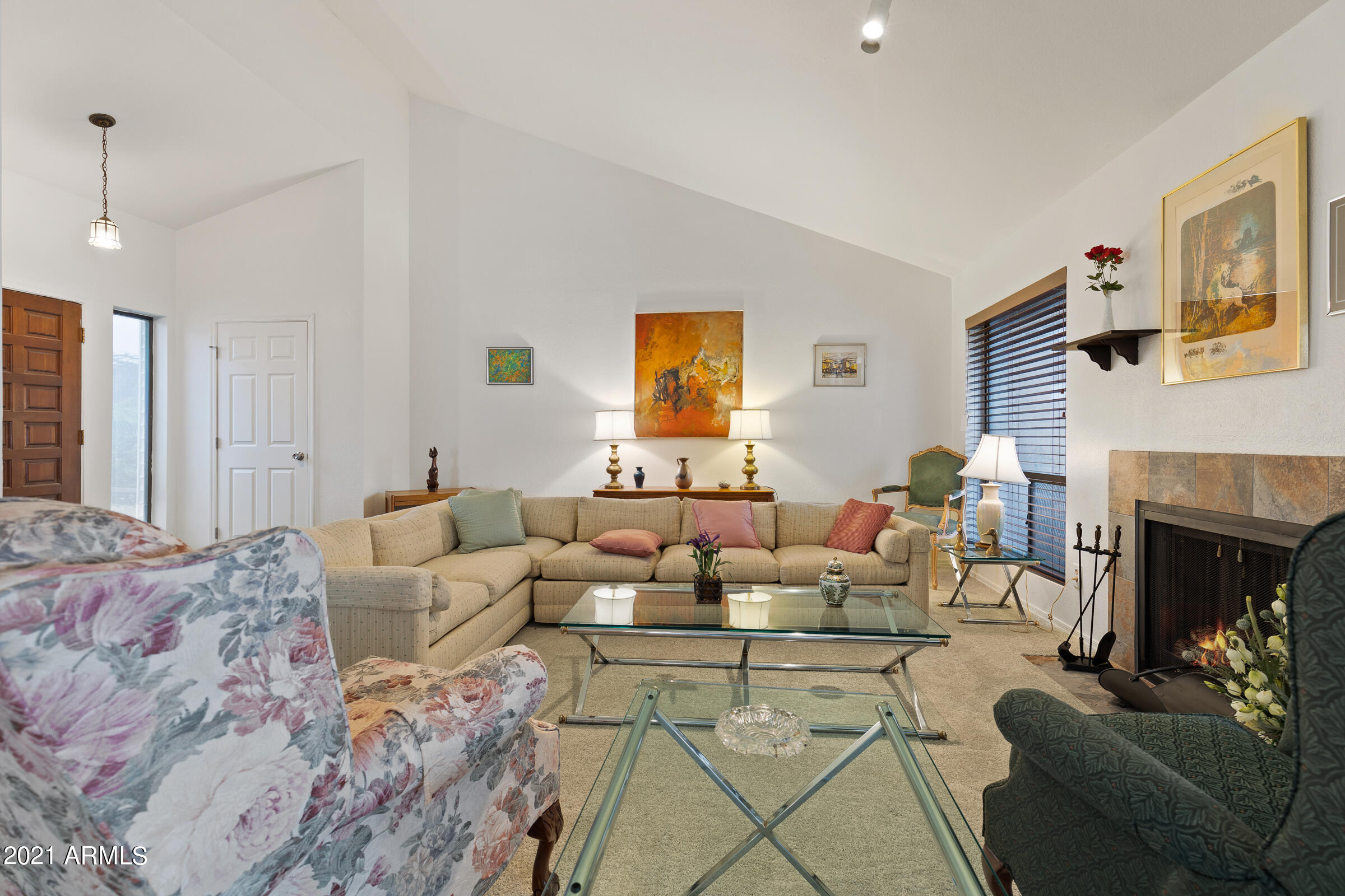 1716 E Redfield Rd-8