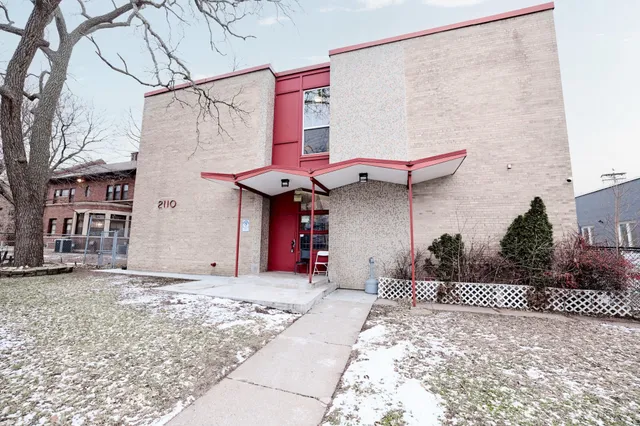 $2,380,000 | 2110 Park Avenue, Minneapolis, MN 55404