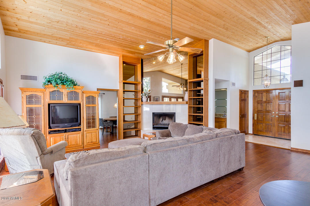 4057 West Grandview Road Phoenix, AZ 85053 - Photo 7 of 43 09-Grandview