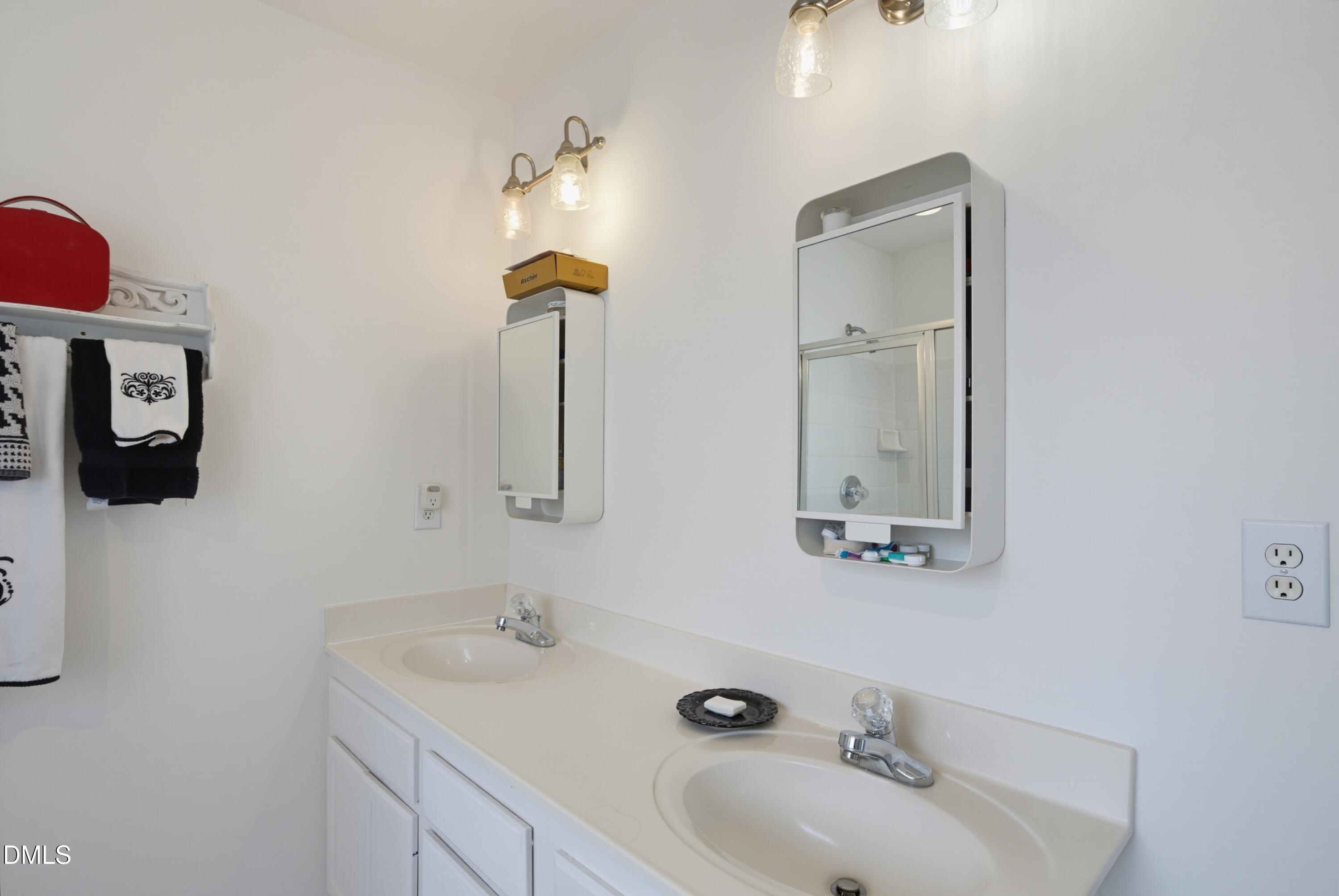 8901 Castleton Lane Raleigh, NC 27615 - Photo 23 of 65 Double Vanity