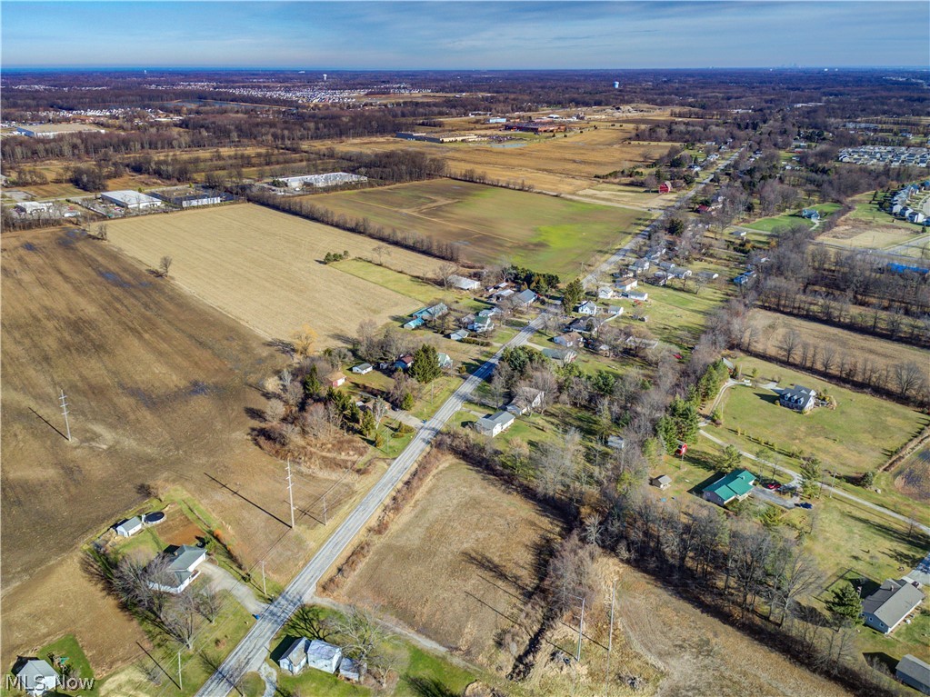 39060 Sugar Ridge Road North Ridgeville, OH 44039 - Photo 18 of 20
