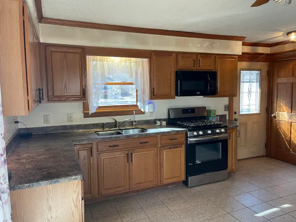 $214,900 | 11969 Strait Road, Hanover, MI 49241