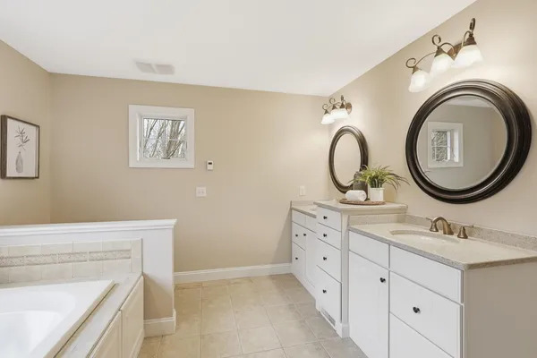 $849,900 | 16926 Dynamic Drive, Lakeville, MN 55044