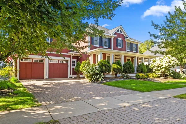 $849,900 | 16926 Dynamic Drive, Lakeville, MN 55044