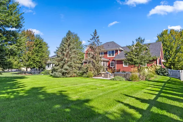 $849,900 | 16926 Dynamic Drive, Lakeville, MN 55044