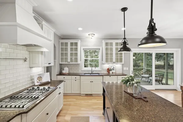 $849,900 | 16926 Dynamic Drive, Lakeville, MN 55044