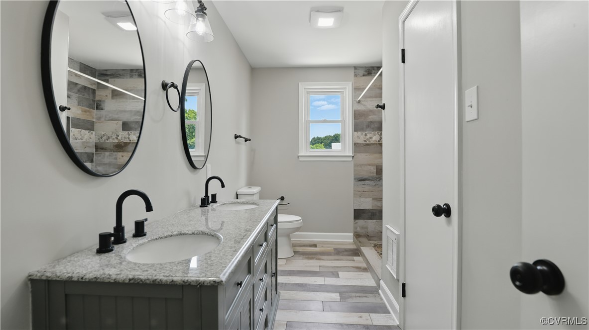 6010 Courthouse Road Prince George, VA 23875 - Photo 44 of 49 Hall Bath
