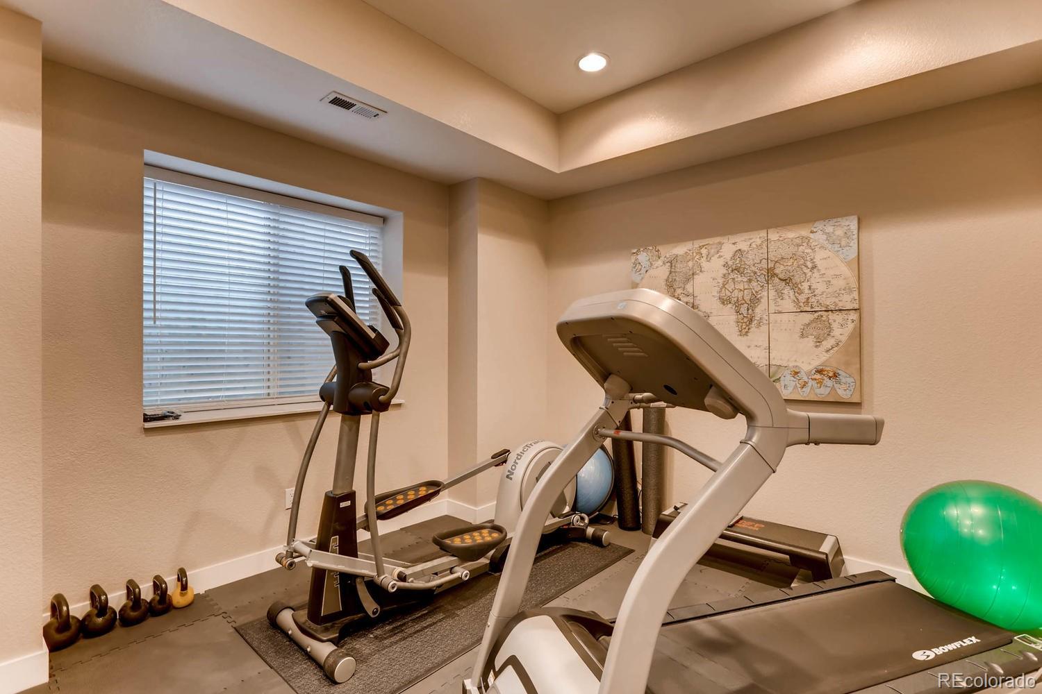 1152 Monroe Street Denver, CO 80206 - Photo 24 of 35