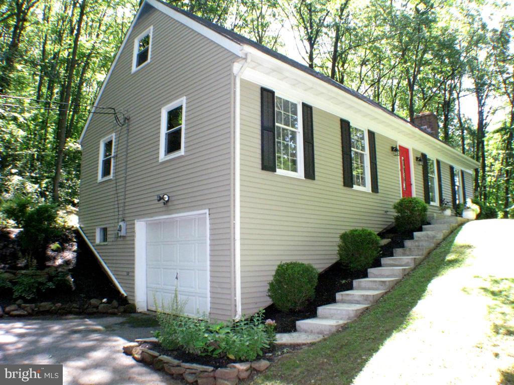 34 Fox Road Newmanstown, PA 17073 - Photo 1 of 24 Gallery Image 1
