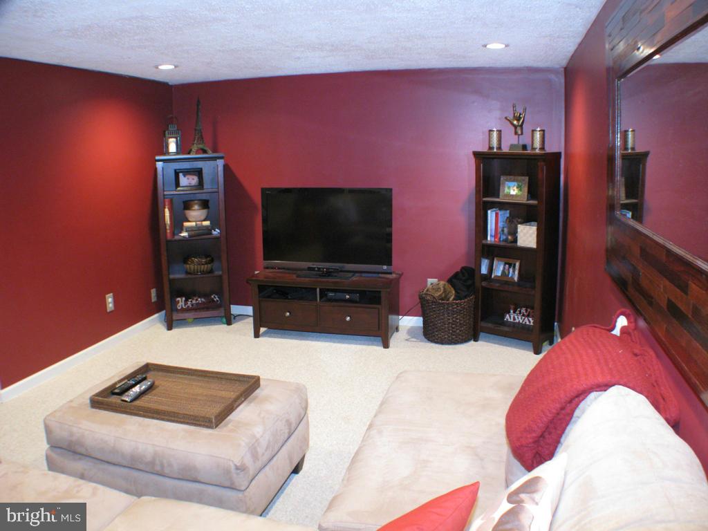 34 Fox Road Newmanstown, PA 17073 - Photo 13 of 24 Gallery Image 13