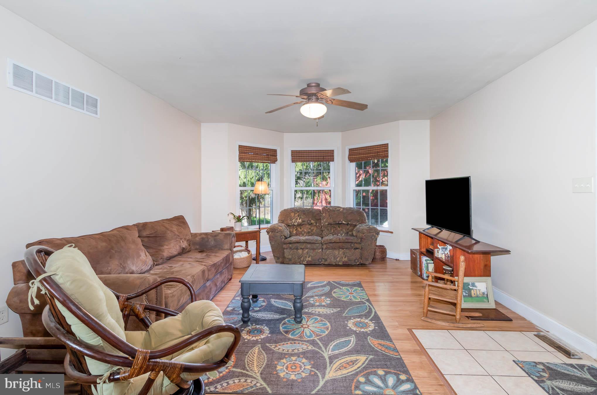 560 Old Quaker Road Lewisberry, PA 17339 - Photo 8 of 33