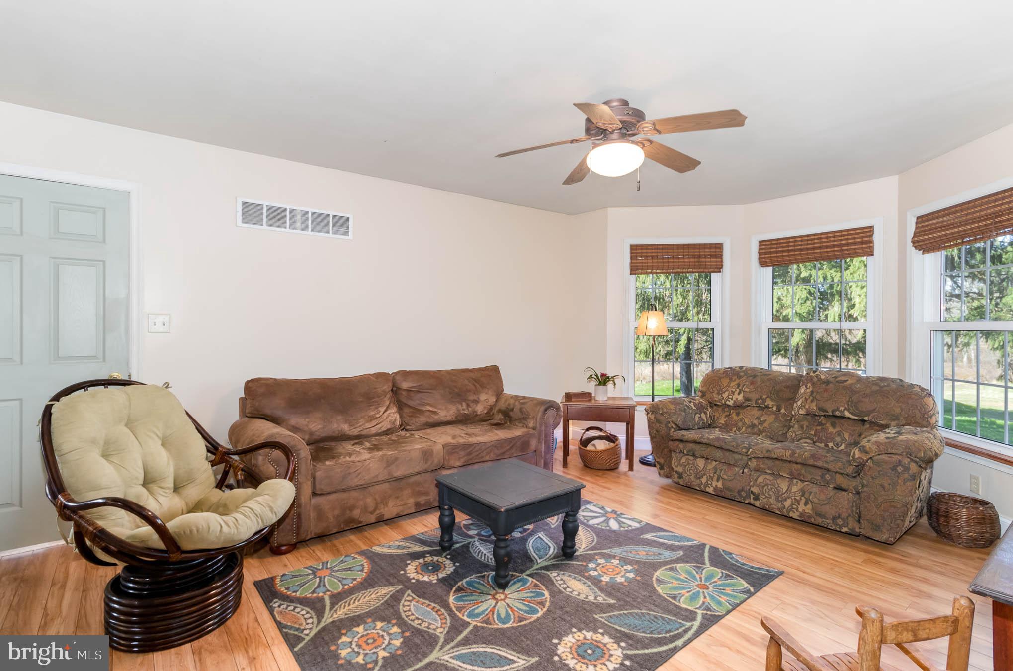 560 Old Quaker Road Lewisberry, PA 17339 - Photo 9 of 33