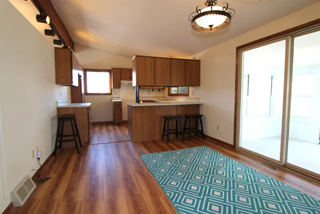 $130,000 | 1720 East Lawn Drive, Savanna, IL 61074